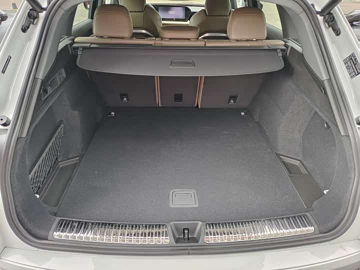 Audi Q5L 2026 2026款 2.0T 千万用户专享版