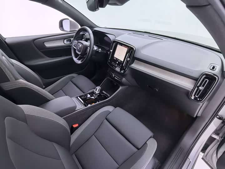 Volvo XC40 2024 2024款 B3 智远豪华版