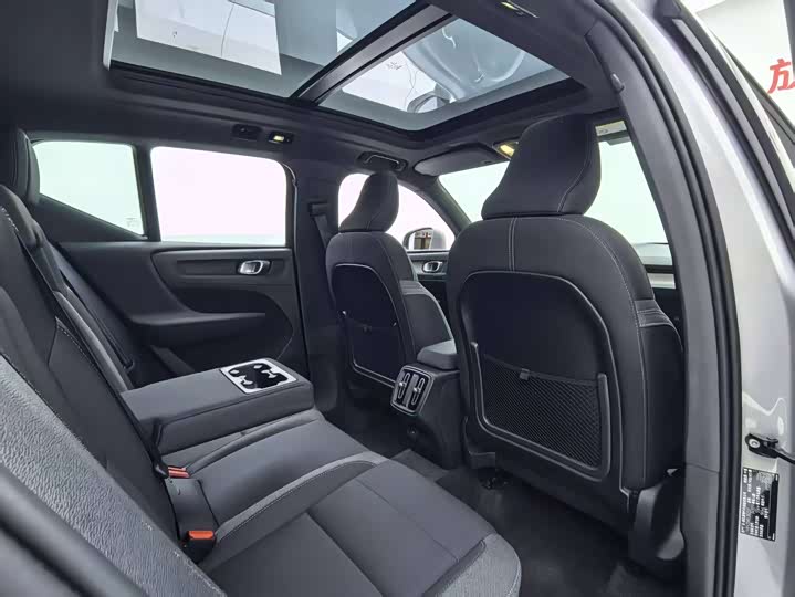 Volvo XC40 2024 2024款 B3 智远豪华版