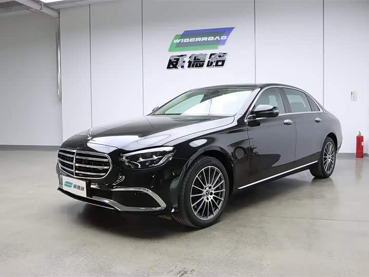 Zdjęcie 1 - Mercedes-Benz E-Class