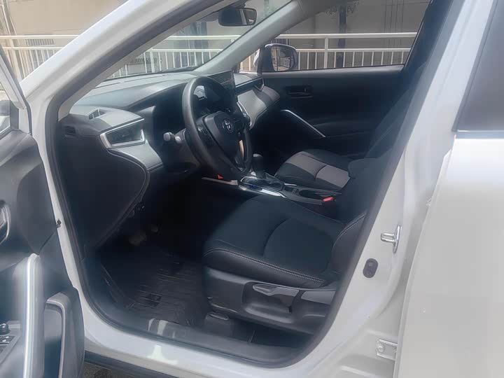 Toyota Corolla Cross 2023 2023款 2.0L 先锋版