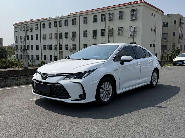 Toyota Corolla 2024 2024款 1.8L 智能电混双擎 先锋版