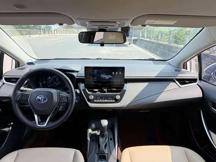 Toyota Corolla 2024 2024款 1.8L 智能电混双擎 先锋版