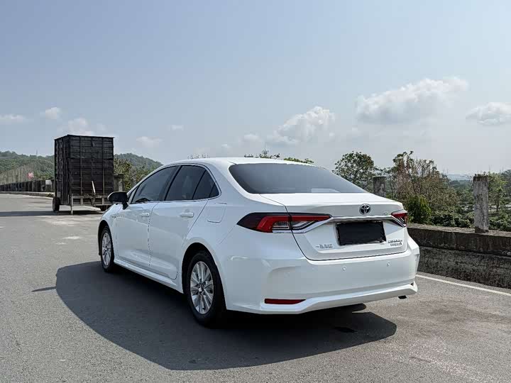 Toyota Corolla 2024 2024款 1.8L 智能电混双擎 先锋版