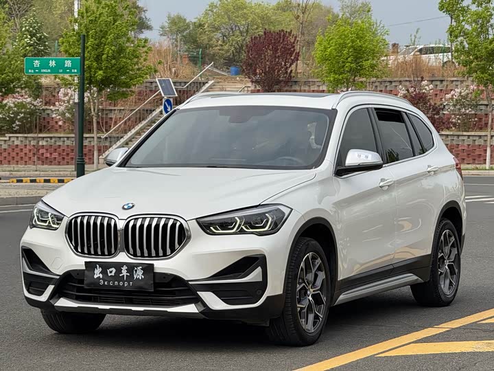 Фото 1 - BMW X1
