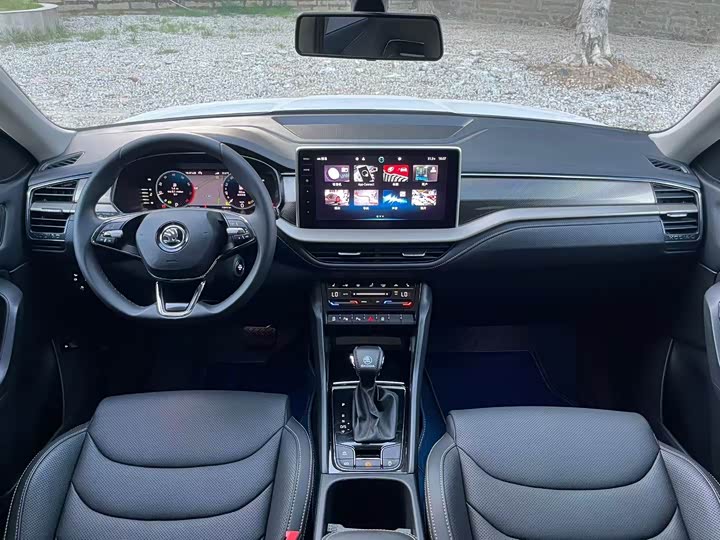 Skoda Kodiaq 2022 2022款 改款 TSI330 7座两驱奢享版