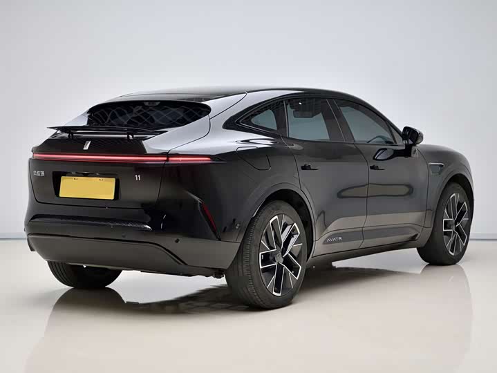 2025 Avatr 11