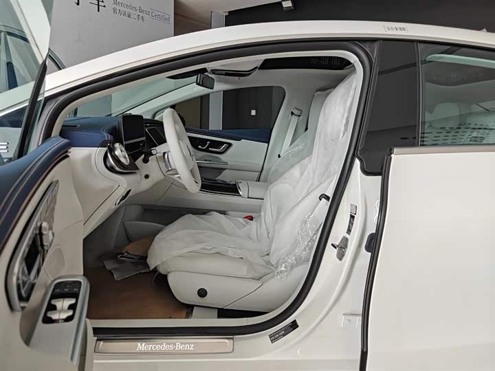 2025 Mercedes-Benz EQE