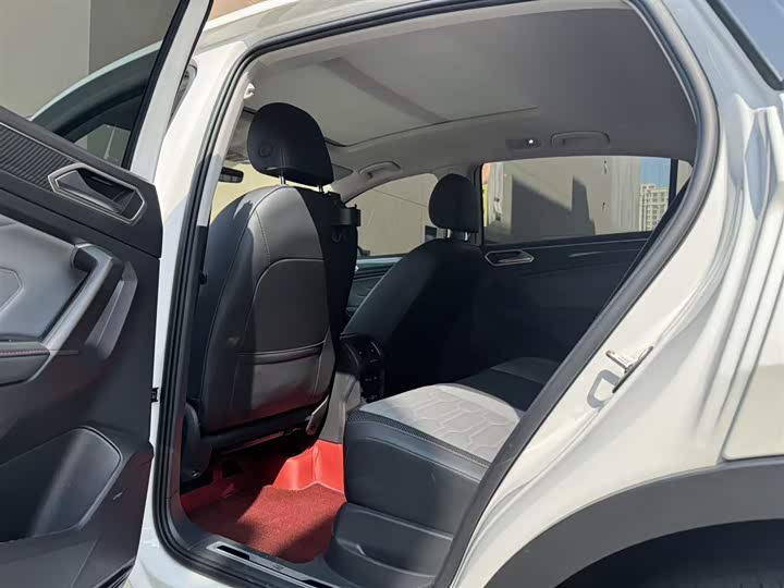 Volkswagen Tiguan X 2022 2022款 330TSI 两驱旗舰版
