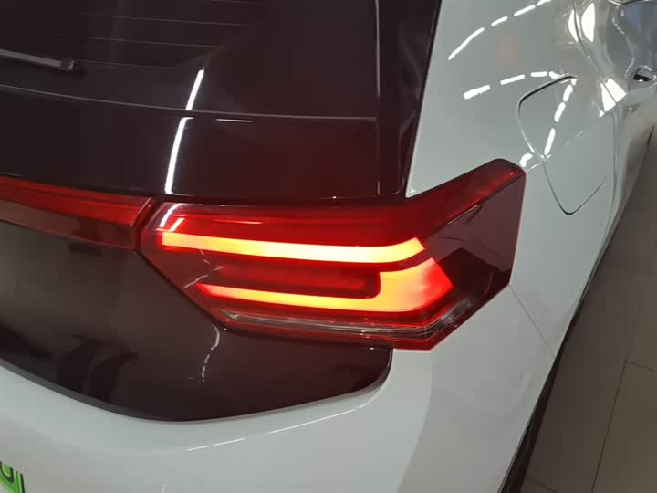 Photo 8 - Volkswagen ID.3