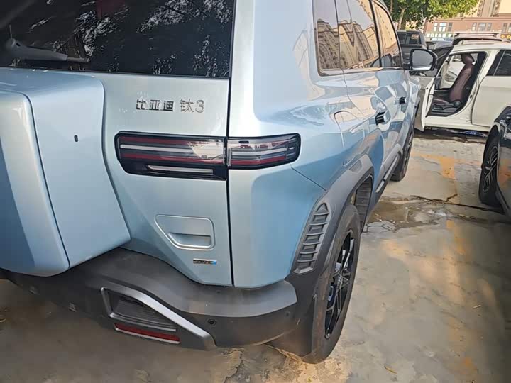 BYD FangChengBao Titanium 3 (Tai 3) 2025 2025款 501KM 后驱Max版