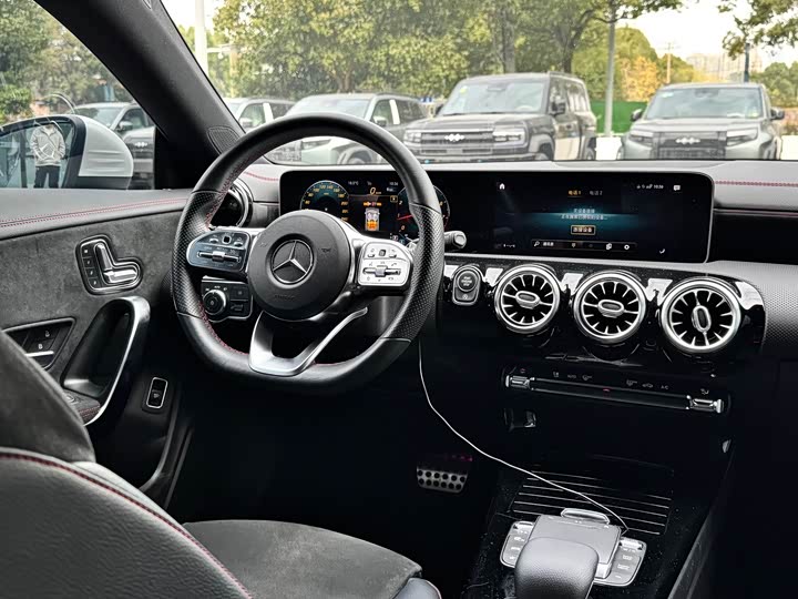 Mercedes-Benz CLA-Class 2021 2021款 CLA 200
