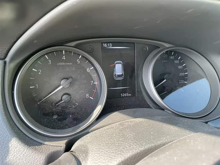 Фото 6 - Nissan X-Trail