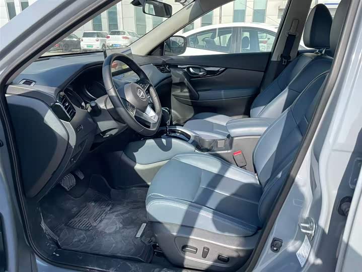 Фото 7 - Nissan X-Trail
