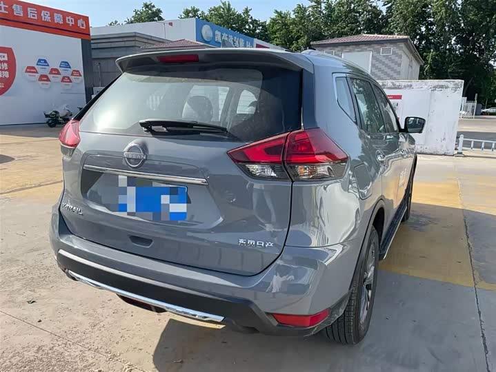 Фото 9 - Nissan X-Trail