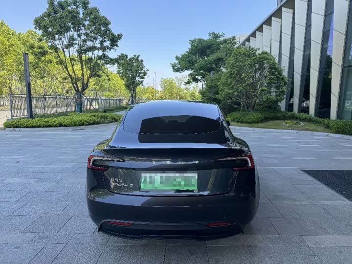 Tesla Model 3 2025 2025款 后轮驱动版
