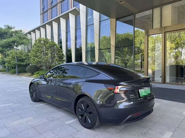 Tesla Model 3 2025 2025款 后轮驱动版