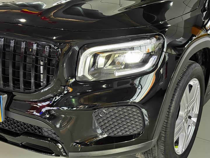 Mercedes-Benz GLB-Class 2022 2022款 改款 GLB 200 动感型