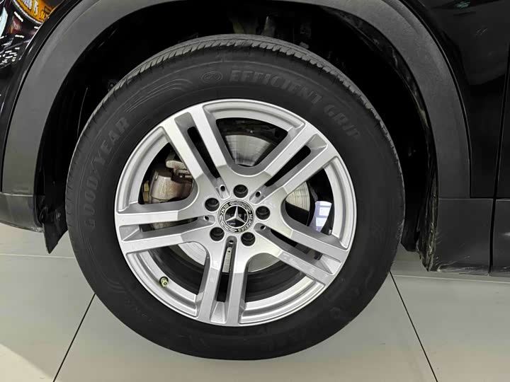 Mercedes-Benz GLB-Class 2022 2022款 改款 GLB 200 动感型