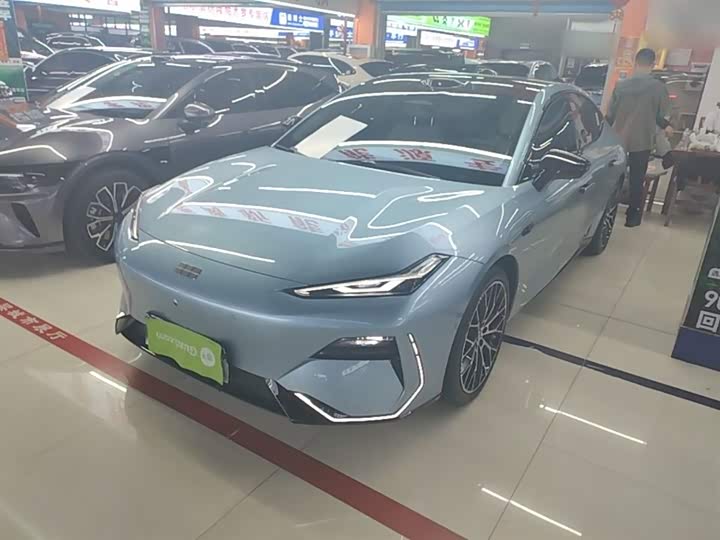 2025 Geely Galaxy E8
