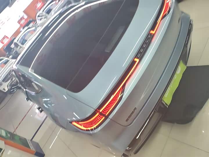 2025 Geely Galaxy E8