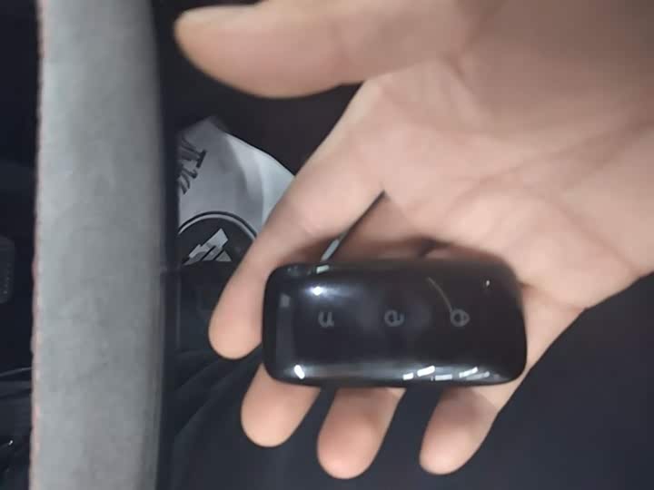 Geely Galaxy E8 2025 2025款 620km 四驱星舰激光雷达智驾版