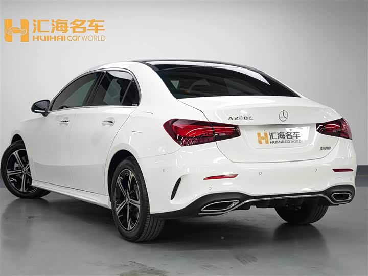 Фото 4 - Mercedes-Benz A-Class