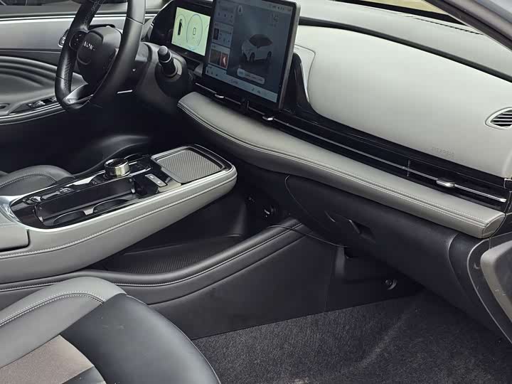 Фото 3 - GAC Aion S Plus
