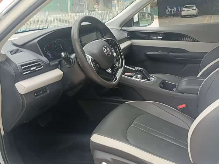 Dongfeng Aeolus E70 2021 2021款 360H 换电版
