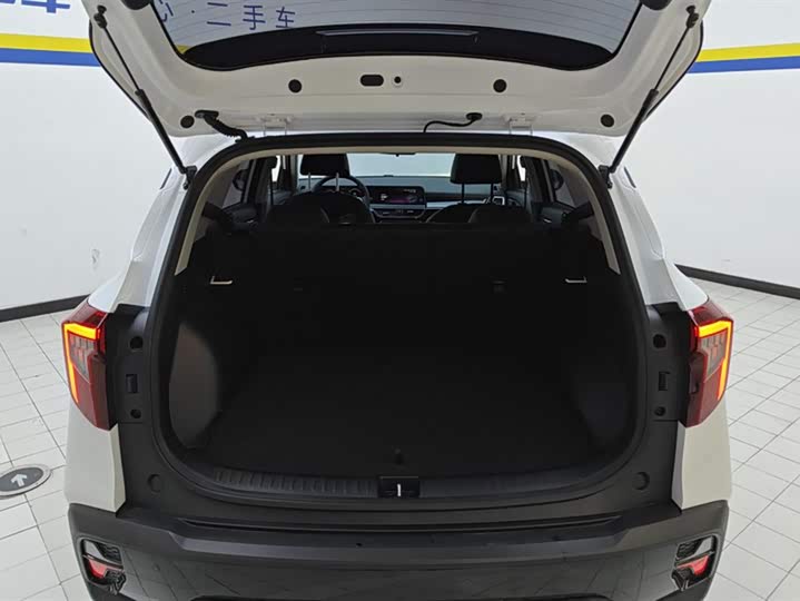 Kia Seltos 2026 2026款 1.5L IVT豪华舒享版