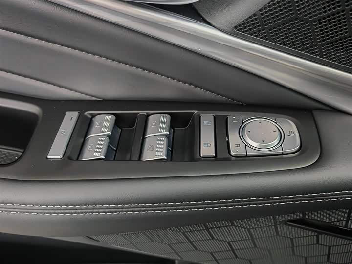 Фото 9 - GAC Trumpchi GS8