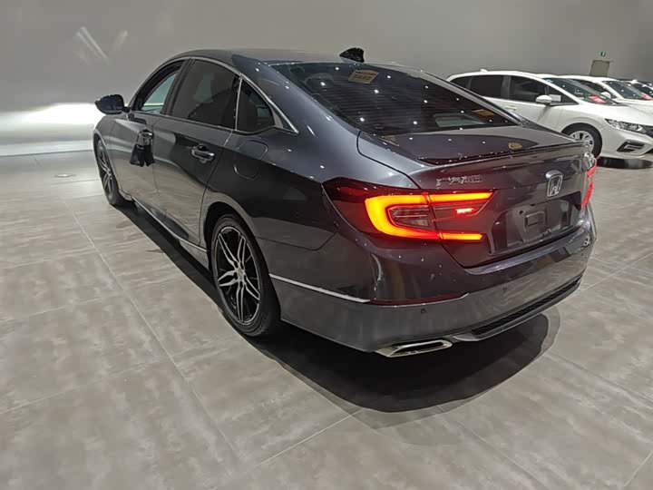 Фото 5 - Honda Accord