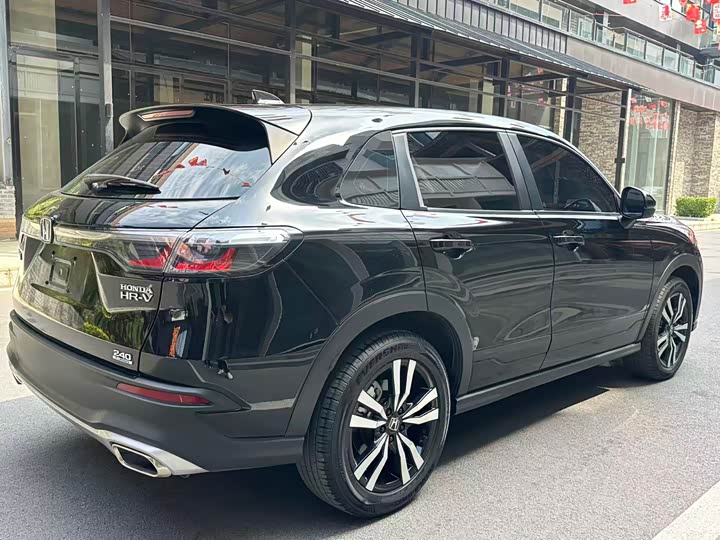 Фото 7 - Honda HR-V