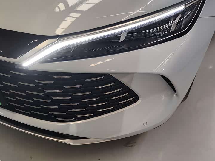 Фото 9 - BYD Qin L