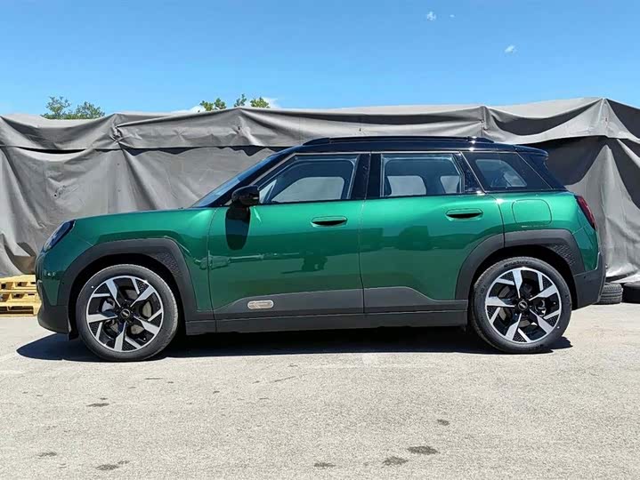 2025 Mini Aceman
