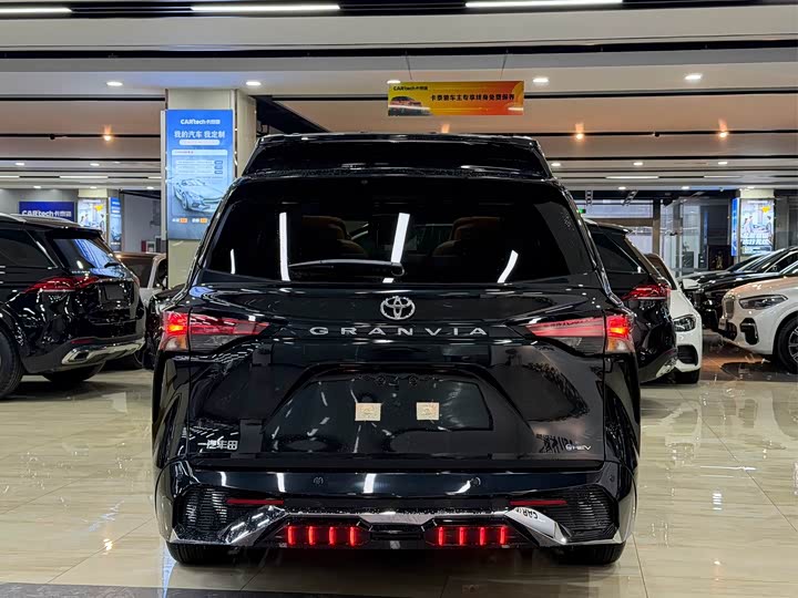 2026 Toyota Granvia