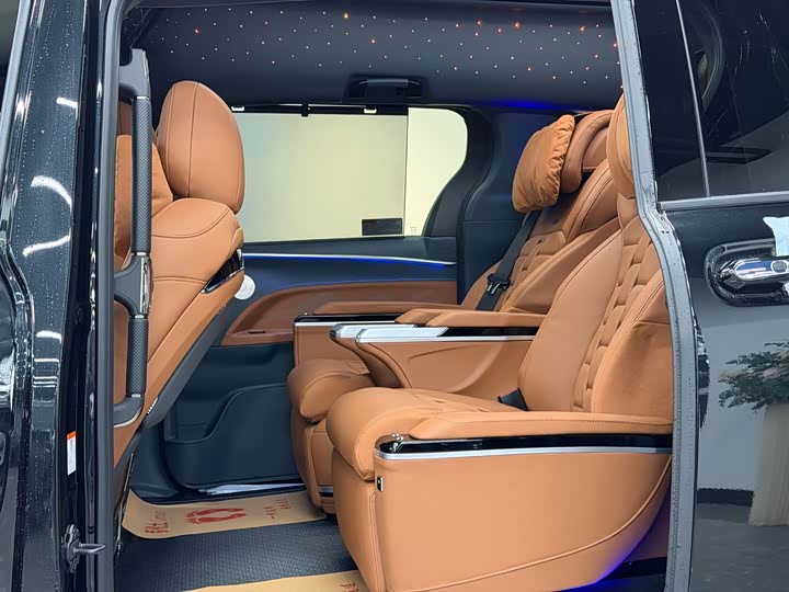 Toyota Granvia 2026 2026款 2.5L混动 豪华版