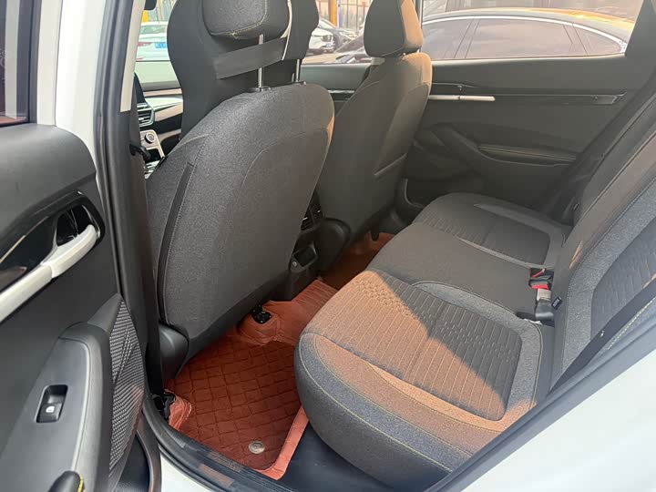 Kia Seltos 2023 2023款 1.5L CVT舒适版