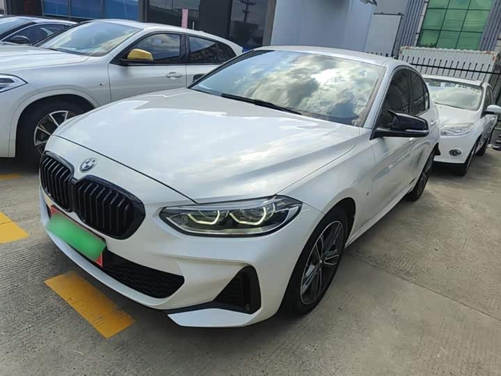 Фото 2 - BMW 1 Series