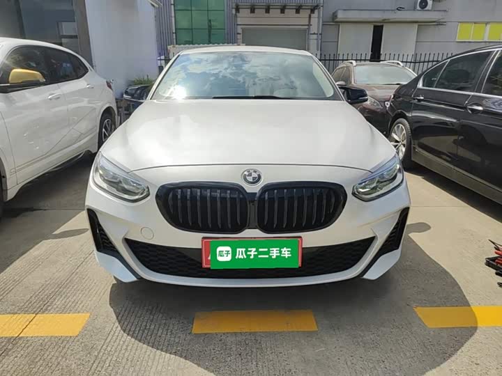 Фото 3 - BMW 1 Series