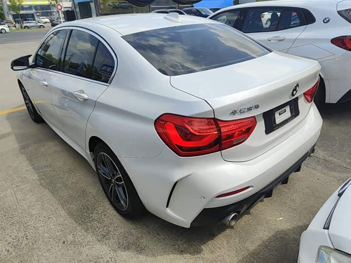 Фото 5 - BMW 1 Series