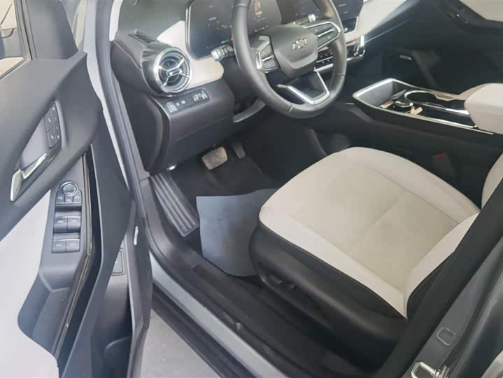Chevrolet Equinox Plus 2024 2024款 155km ACTIV 至臻版
