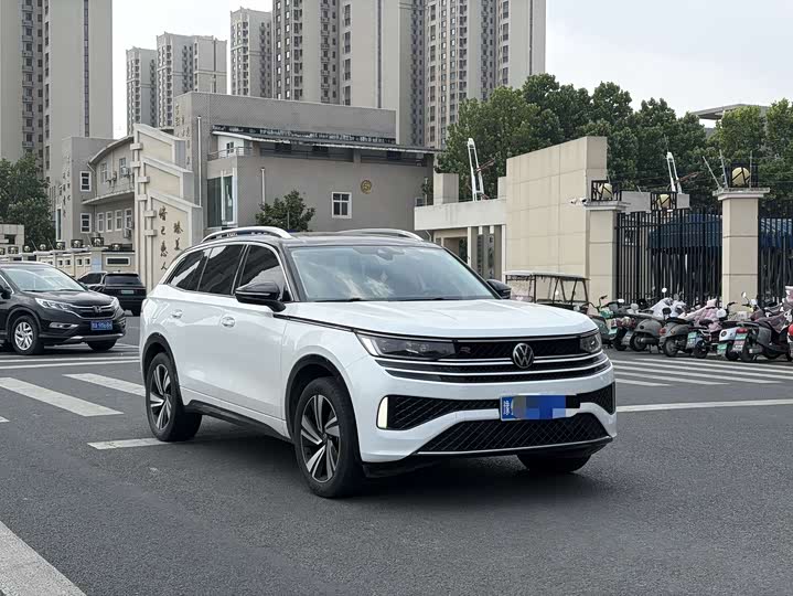 Volkswagen Tavendor 2024 2024款 380TSI 四驱R-Line巡游版