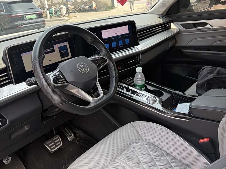 Volkswagen Tavendor 2024 2024款 380TSI 四驱R-Line巡游版