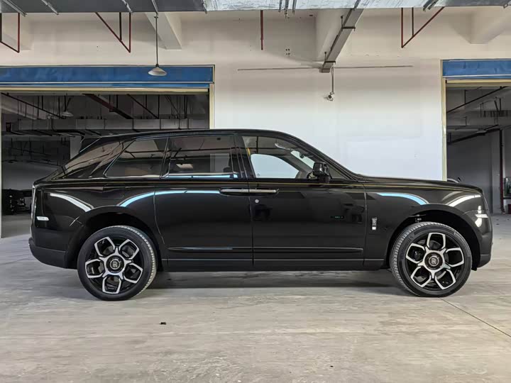 Rolls-Royce Cullinan 2024 2024款 Black Badge