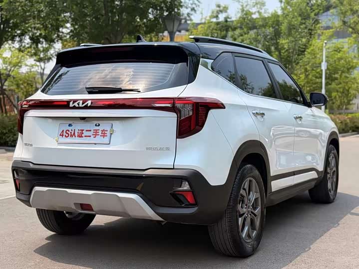 Kia Seltos 2023 2023款 1.5L CVT豪华版