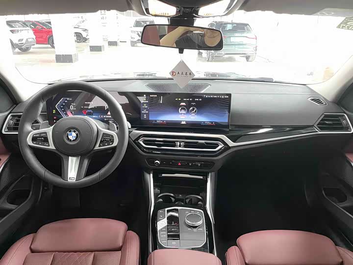 Фото 8 - BMW 3 Series