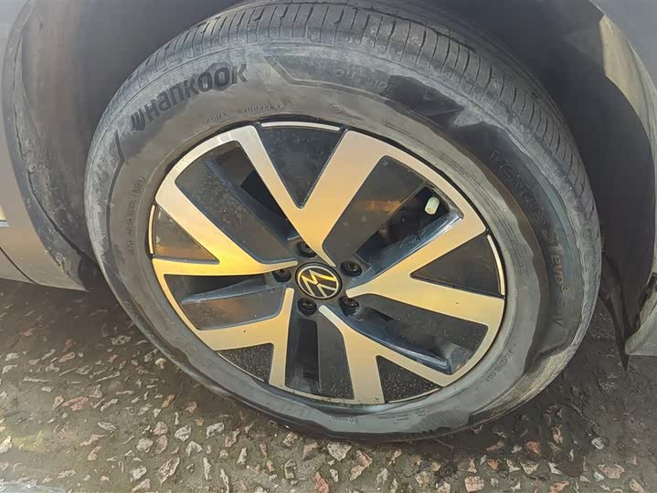 Volkswagen Tayron 2024 2024款 300TSI 两驱豪华Plus进阶版