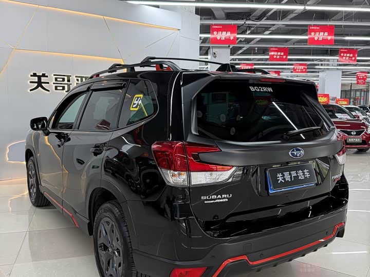 Фото 4 - Subaru Forester