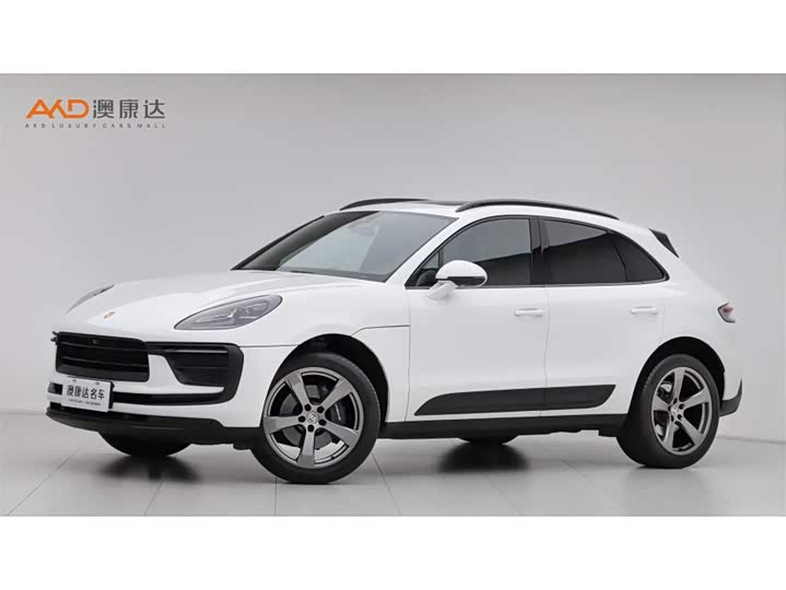 Фото 1 - Porsche Macan